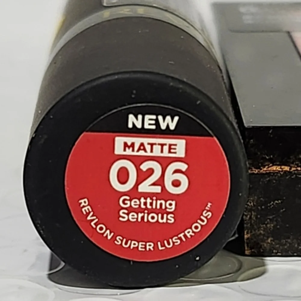 Revlon Super Lustrous Lipstick - Getting Serious